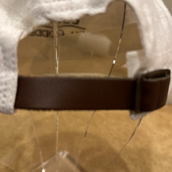 VINTAGE 🚢CUNARD SEA GODDESS UNISEX ECRU & NAVY CAP - ADJUSTABLE LEATHER STRAP - Picture 4 of 6